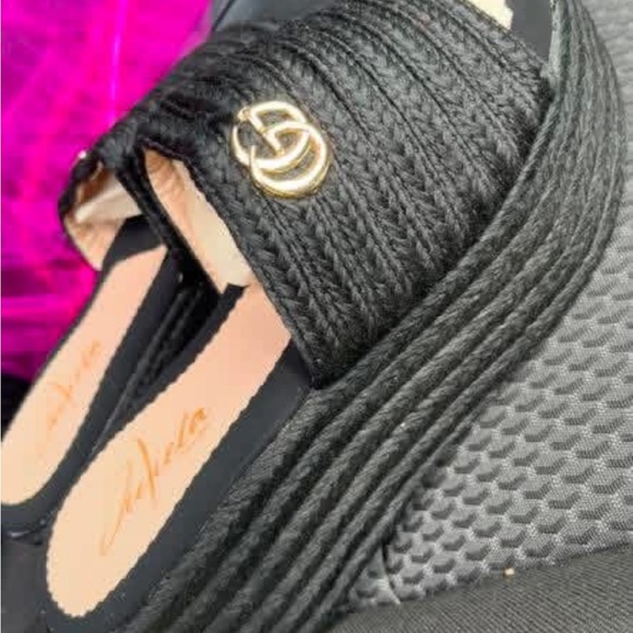 Sandals - Picture 2 of 2